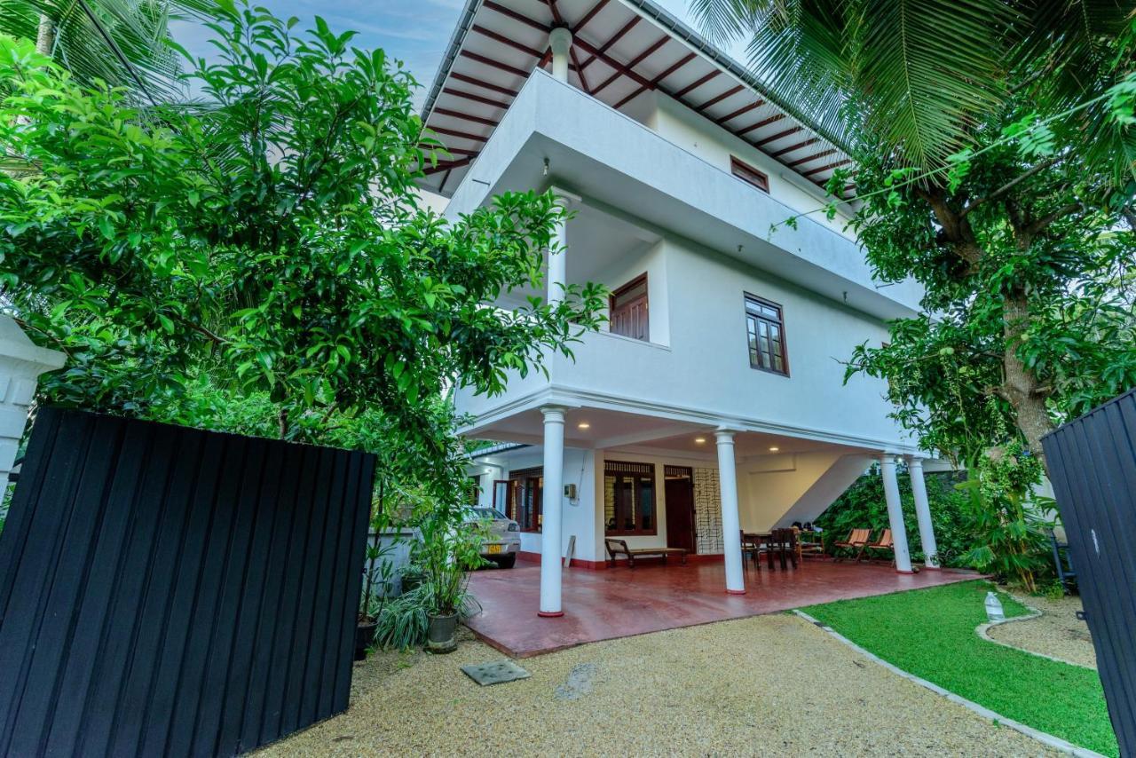 Villa Guru 希克杜沃 外观 照片