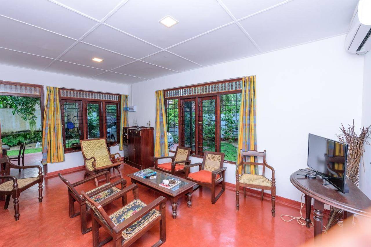 Villa Guru 希克杜沃 外观 照片